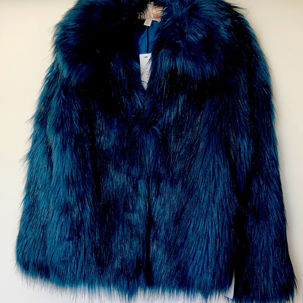 Faux fur navy blue jacket